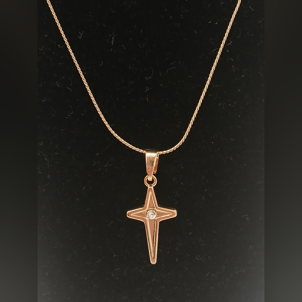 Nwot 18k Gold Plated Cross Star Pendant On 16" Chain/ Necklace by Pretty Bird - Picture 2 of 9